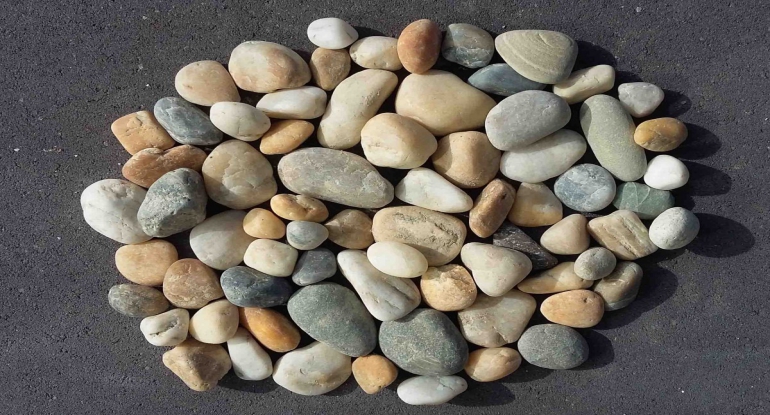 Riječni oblutak 25kg.jpg