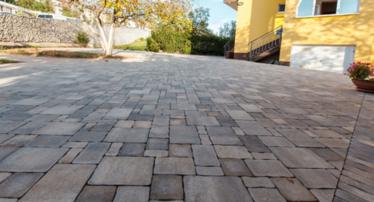 Semmelrock opločnici.jpg